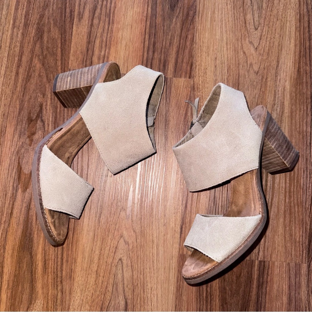 Toms Women's Majorca City Sandals size 8W suede